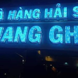 Bộ chữ acrylic cho nhà hàng xuyên sáng ban đêm