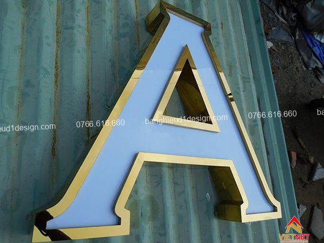 chữ viền inox và mặt mica chữ viền inox và mặt mica