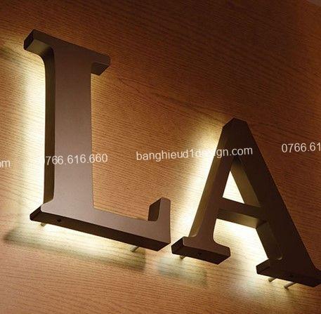 chữ inox sáng chân hở tường chữ inox sáng chân hở tường