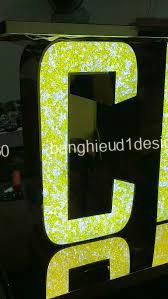 chữ acrylic xuyên sáng có đèn led siêu đẹp