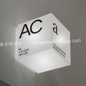 hộp mica không viền 4 mặt trắng hình khối vuông