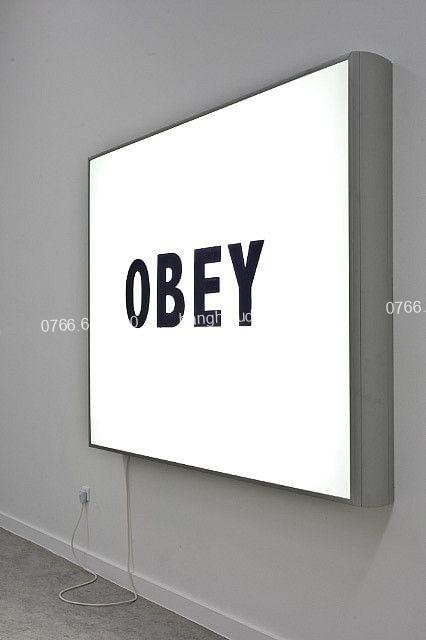 hộp đèn mica khung nhôm chữ nhật dán decal hộp đèn mica khung nhôm chữ nhật dán decal