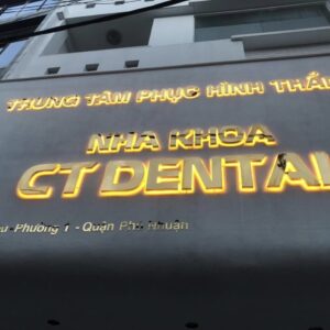 bảng hiệu cem board nha khoa