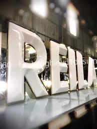 chữ mica sữa hút nổi sang trọng chữ mica sữa hút nổi sang trọng