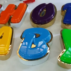 Chữ mica hút nổi chữ mica nhiều bằng hút nổi