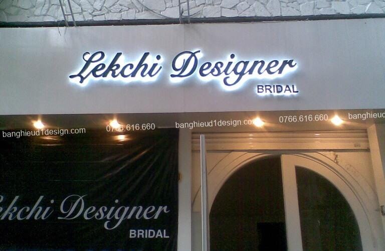 Bảng hiệu wedding áo cưới tham khảo