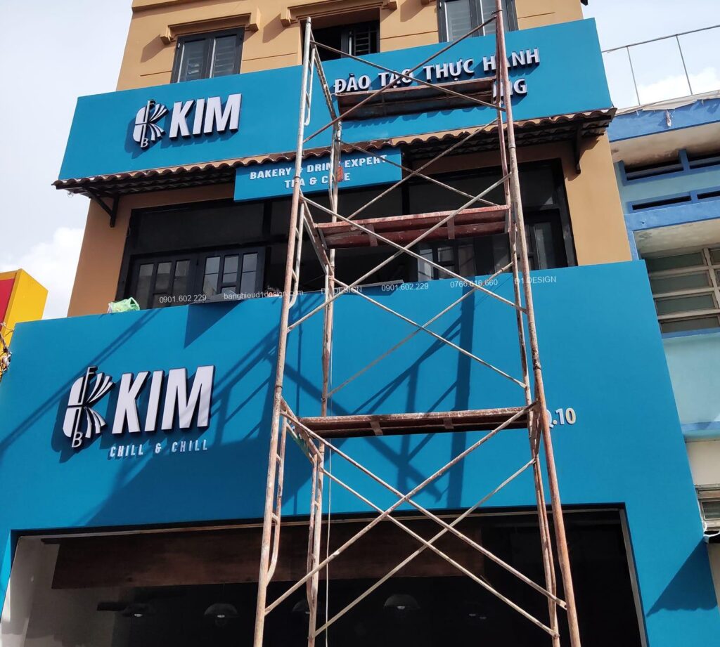Làm bảng hiệu quảng cáo tại quận 1 chất lượng và thẩm mỹ bảng hiệu tấm xi măng quận 1
