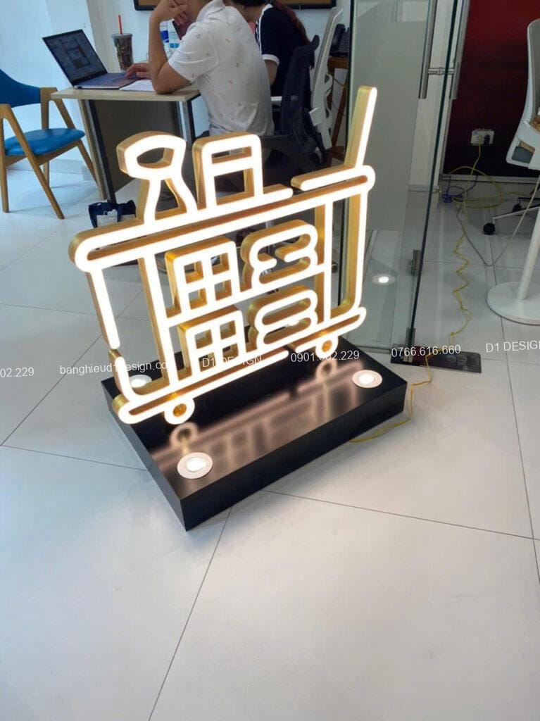 Chữ mica uốn khung nhôm xước